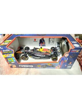 1/24 Maisto F1 Oracle Red Bull RB19 Max Verstappen 2.4 GHZ RC CAR Hobby Collect